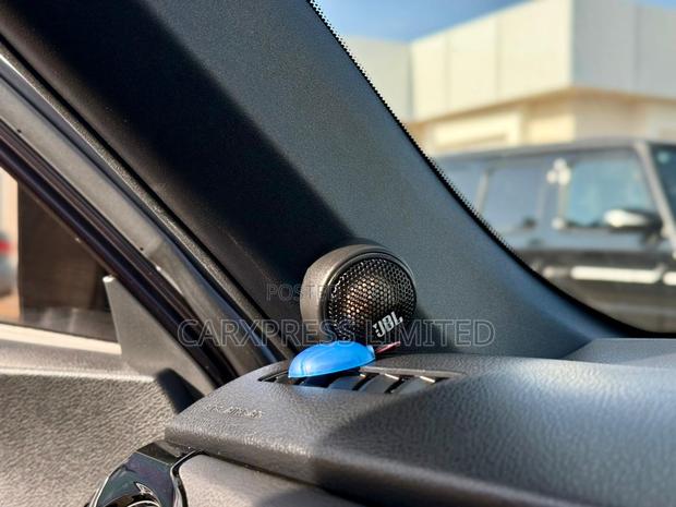 Toyota Corolla Fielder 1.5 Hybrid FWD 2017