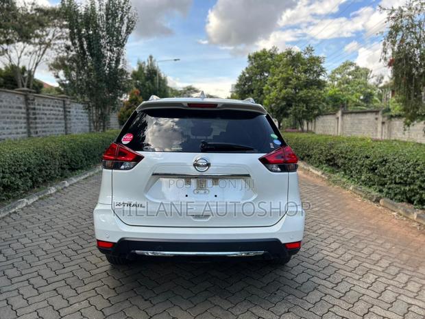 Nissan X-Trail 2018 White