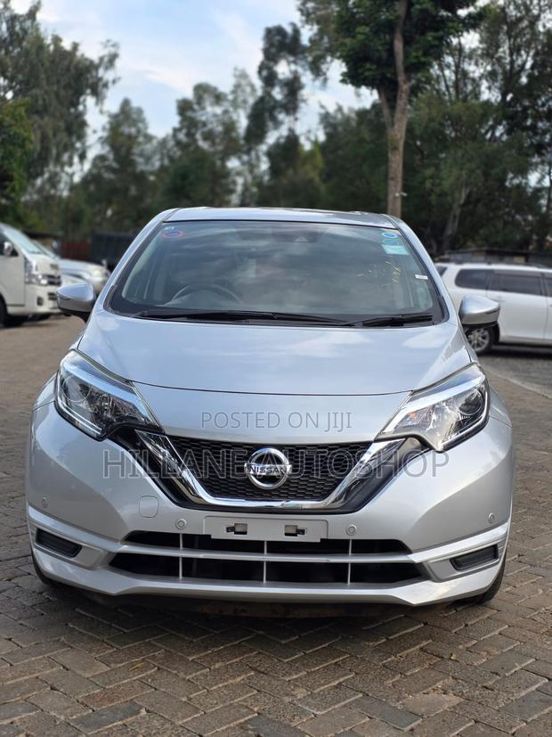 Nissan Note 2018 Silver
