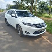 Toyota Harrier 2.0 2015 White for sale