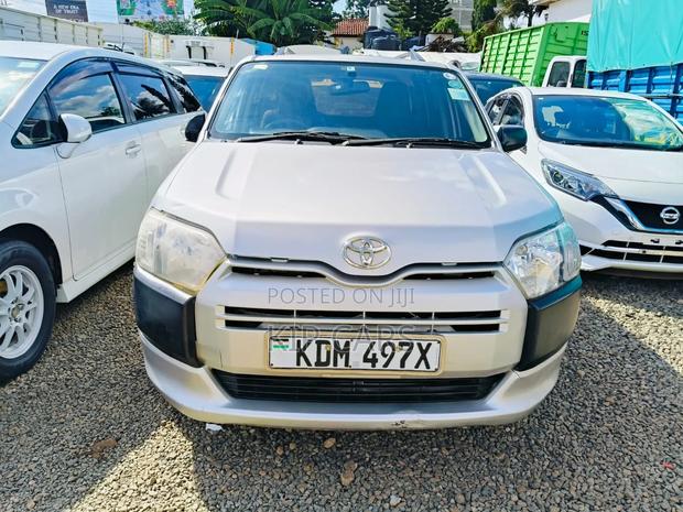 Toyota Probox 1.5 F 2WD 2016 Silver