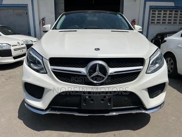 Mercedes-Benz GLE-Class GLE 350d 4MATIC 2018 Pearl
