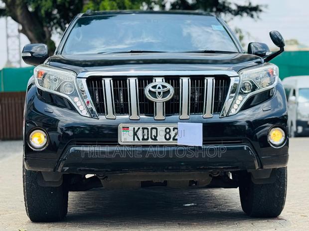 Toyota Land Cruiser Prado 2018 Black