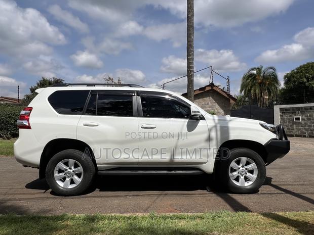 Toyota Land Cruiser Prado 2016 Pearl