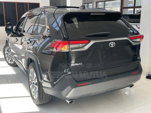 Toyota RAV4 Adventure 2019 Black