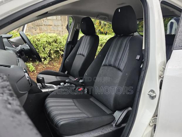 Mazda 2 2020 Pearl