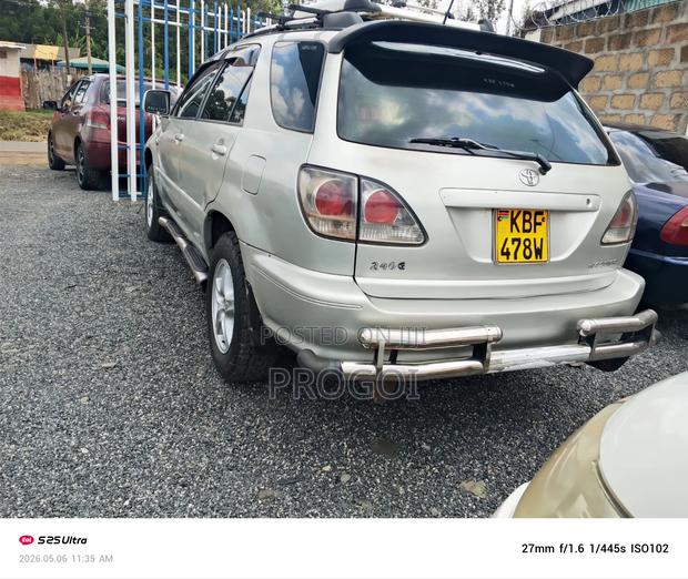 Toyota Harrier 240G 2003 Silver