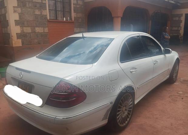 Mercedes-Benz E240 2004 White