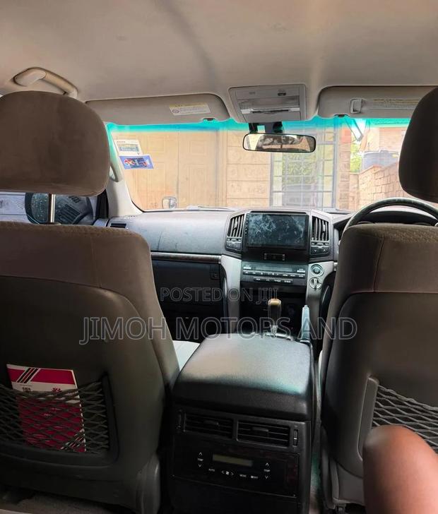 Toyota Land Cruiser 2011 Black