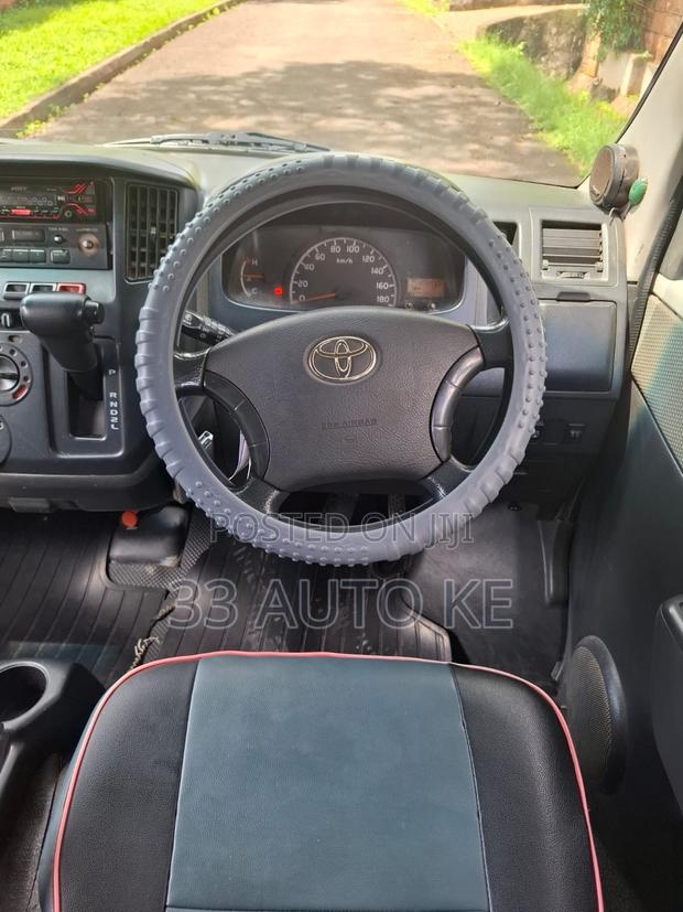 Toyota TownAce 2009 Blue