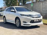 Toyota Harrier 2015 White for sale