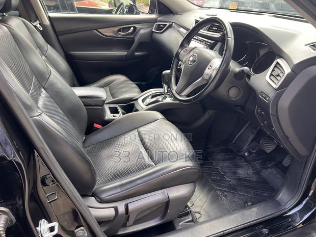 Nissan X-Trail 2.0 Petrol FWD 2016 Black
