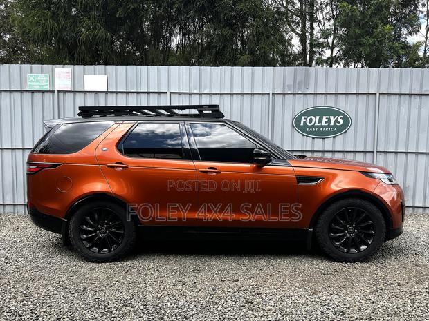 Land Rover Discovery HSE Luxury Diesel 4x4 2017 Orange