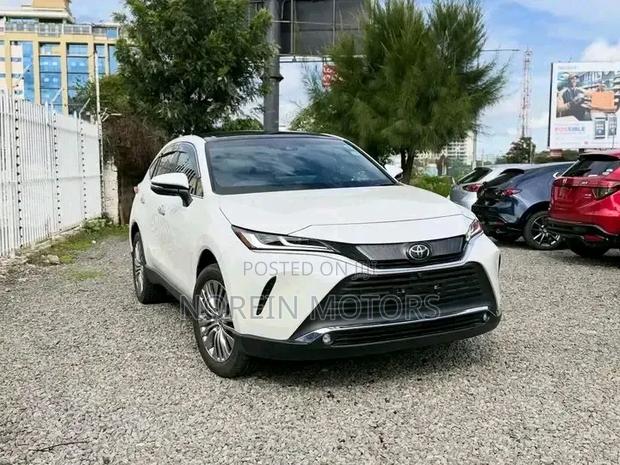 Toyota Harrier 2.0 2020 Off white