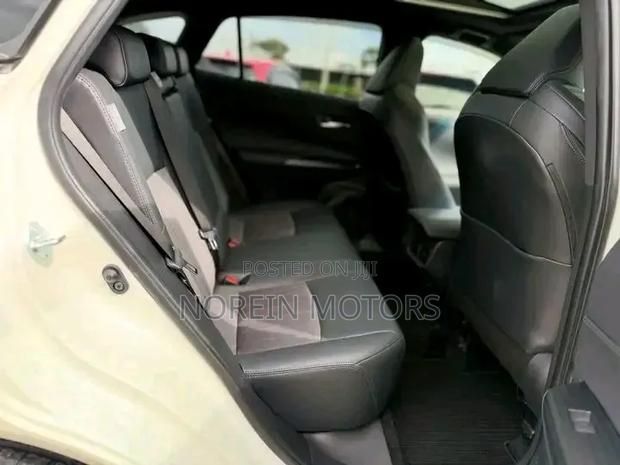 Toyota Harrier 2.0 2020 Off white