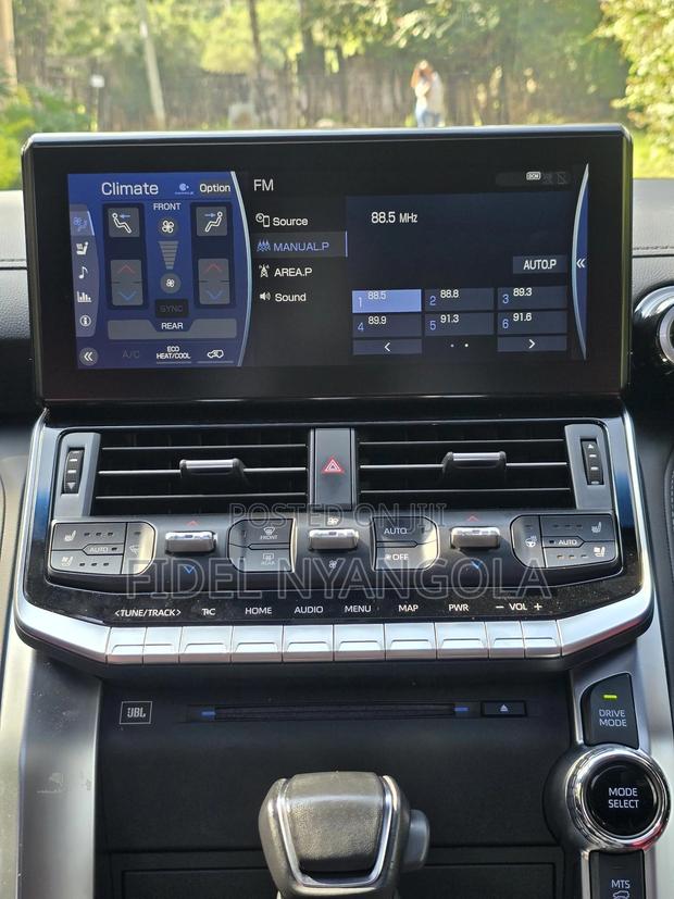 Toyota Land Cruiser 3.3 Diesel 4WD 2022 Black
