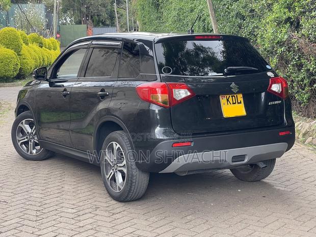 Suzuki Escudo 2016 Black