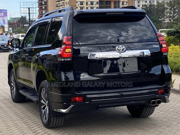 Toyota Land Cruiser Prado 2021