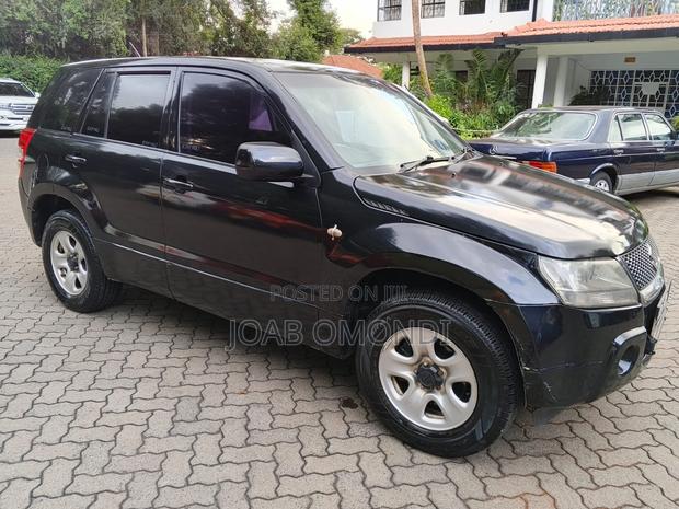 Suzuki Escudo 2006 Black
