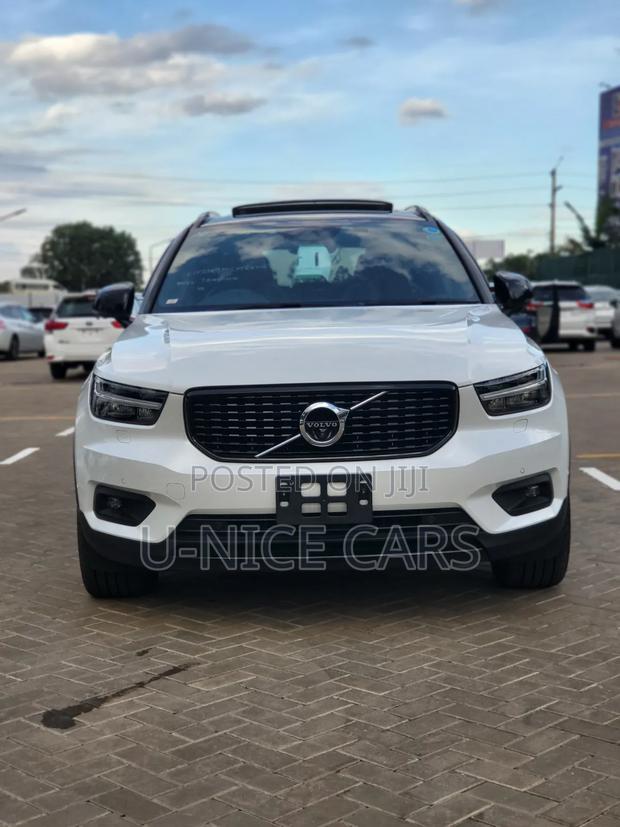 Volvo XC40 B4 Petrol AWD 2020 White