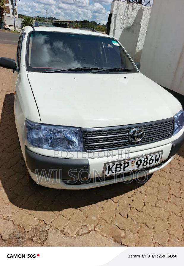 Toyota Probox 2006 White