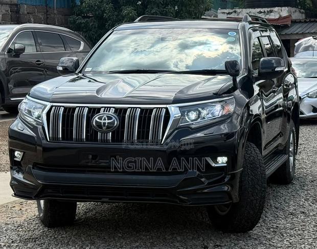 Toyota Land Cruiser Prado 2019 Black