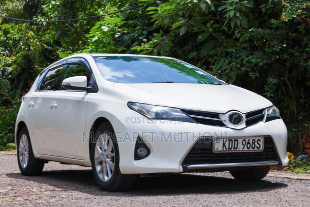 Toyota Auris 2014 White
