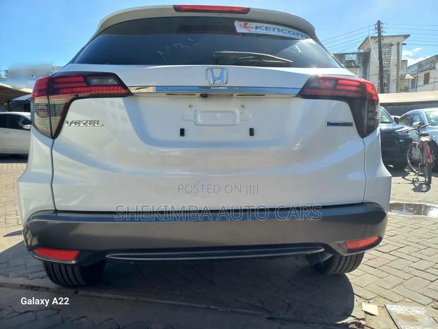 Honda Vezel 2020 White