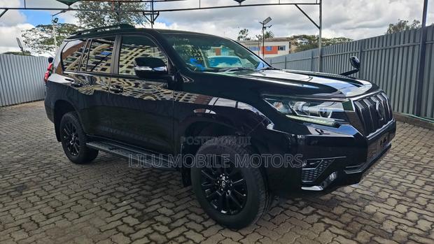Toyota Land Cruiser Prado 2.8 2021 Black