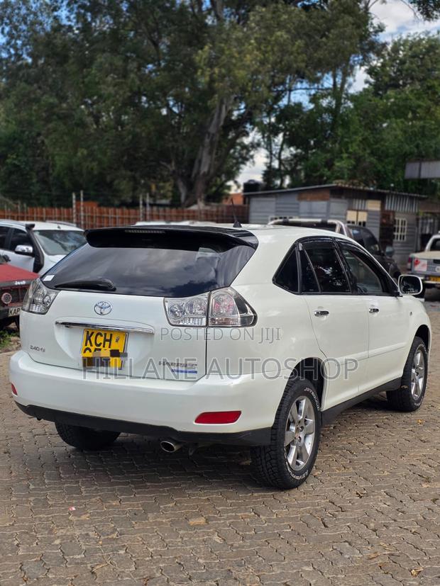 Toyota Harrier 2009 White