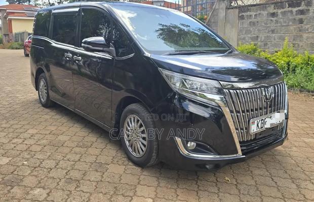 Toyota Esquire 2017 Black