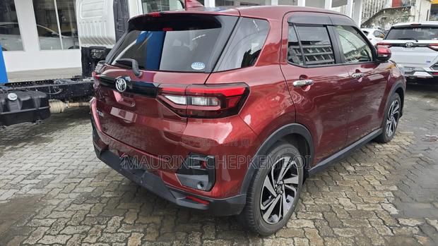 Toyota Raize 1.0 AWD 2021 Burgundy