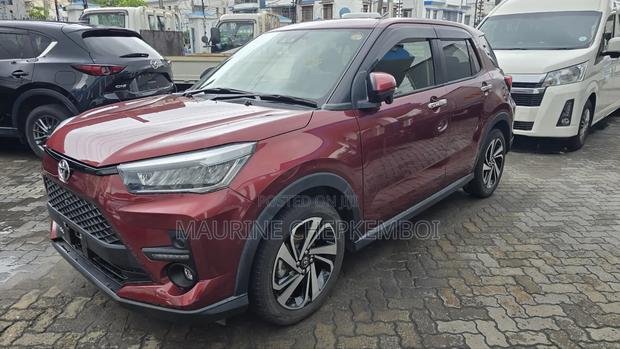 Toyota Raize 1.0 AWD 2021 Burgundy