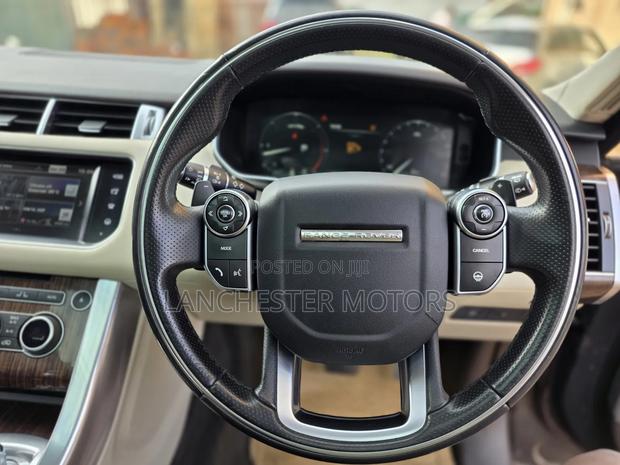Land Rover Range Rover Sport 2016 Brown