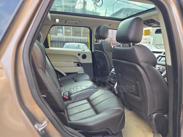 Land Rover Range Rover Sport 2016 Brown