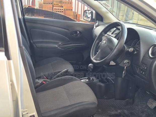 Nissan Latio 1.2 2015 Silver