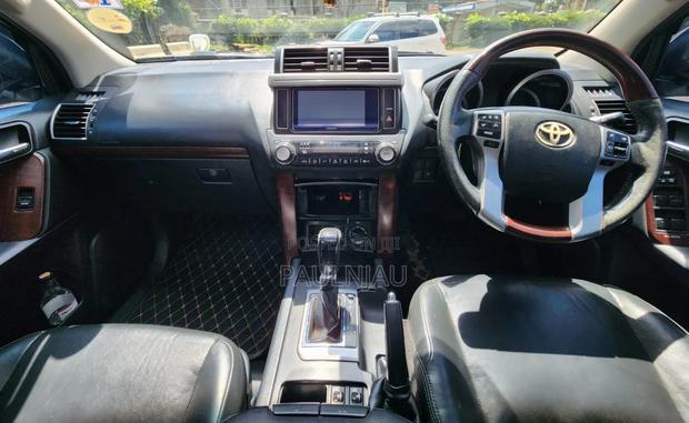 Toyota Land Cruiser Prado 2016