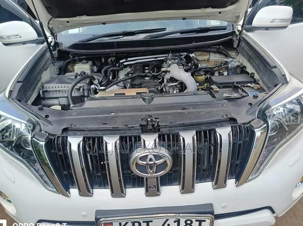 Toyota Land Cruiser Prado 3.0 TD 2011 White