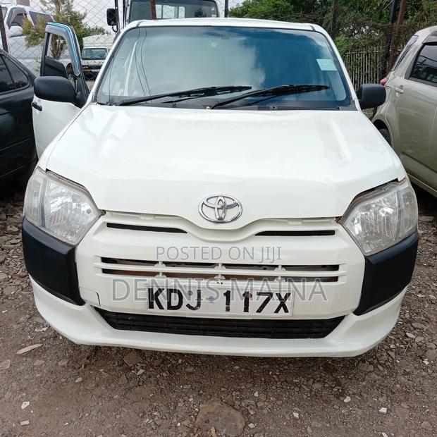 Toyota Probox 1.5 F 2WD 2015 White