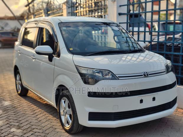 Toyota Spade 1.5 2019 White