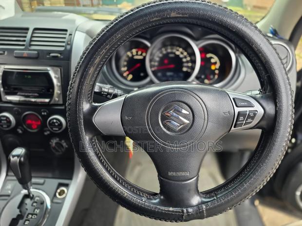 Suzuki Escudo 2009 Black