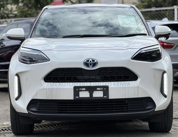 Toyota Yaris Cross 1.5 Hybrid FWD 2020 Pearl