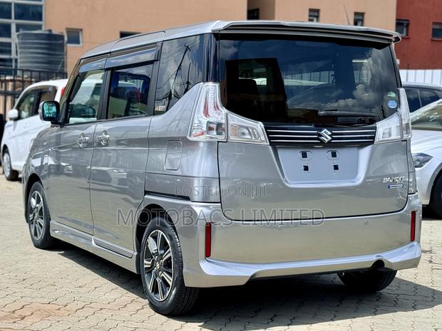 Suzuki Solio Bandit Hybrid MV 2019 Silver