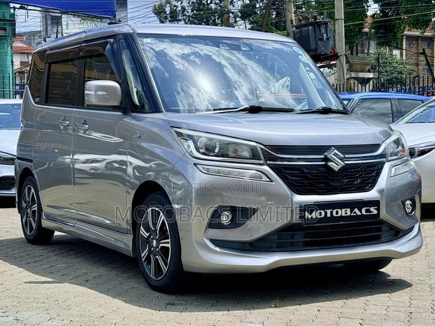 Suzuki Solio Bandit Hybrid MV 2019 Silver
