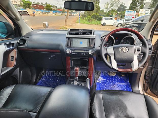 Toyota Land Cruiser Prado 2.8 D-4D 2015 Beige