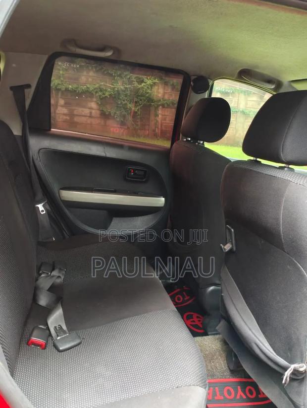 Toyota IST 2009 Red