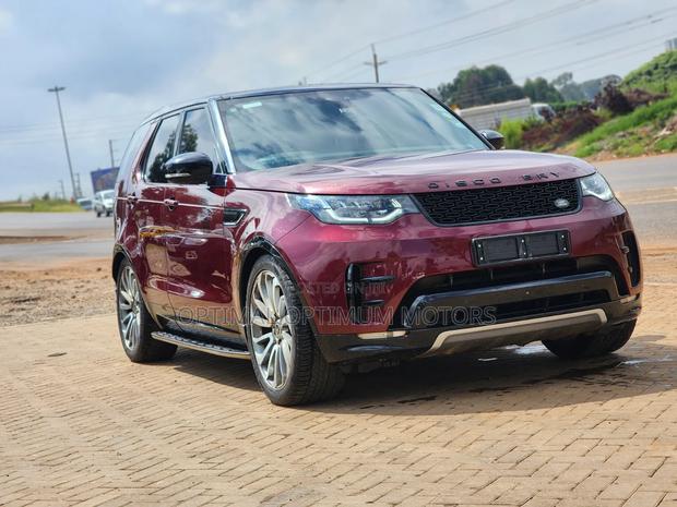 Land Rover Discovery HSE Diesel 4x4 2017 Maroon
