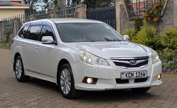 Subaru Legacy 2010 White