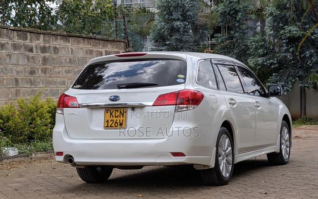 Subaru Legacy 2010 White