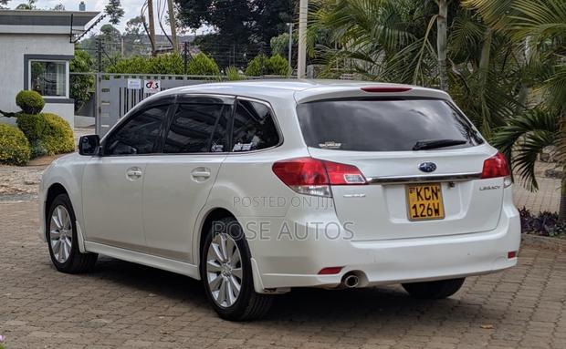 Subaru Legacy 2010 White